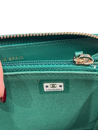 CHANEL Lambskin Chanel 19 Long Zipped Wallet Wallet Green Gold Hardware Ch2298