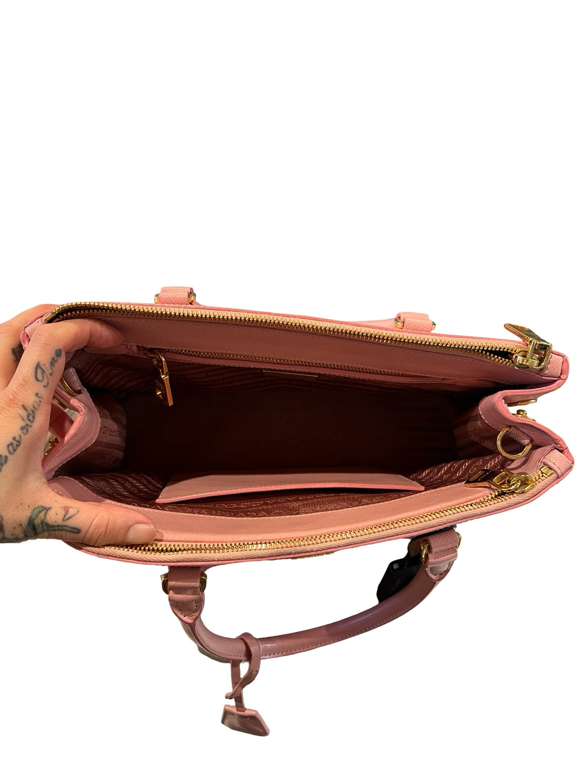 NJ Saffiano Galleria Bag Handbag Pink Gold Hardware Nj180