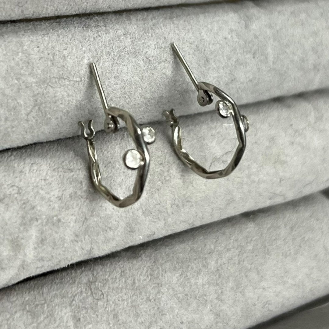 UNBRANDED Accessory 14K White Gold Hoop Earrings Silver White Gold Hardware je35