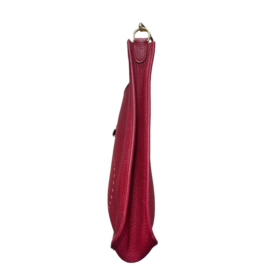 HERMES Clemence Evelyne III PM Shoulder Bag Red Gold Hardware HE470