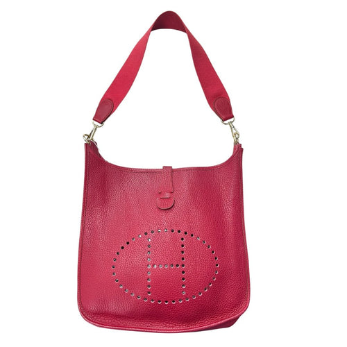 HERMES Clemence Evelyne III PM Shoulder Bag Red Gold Hardware HE470