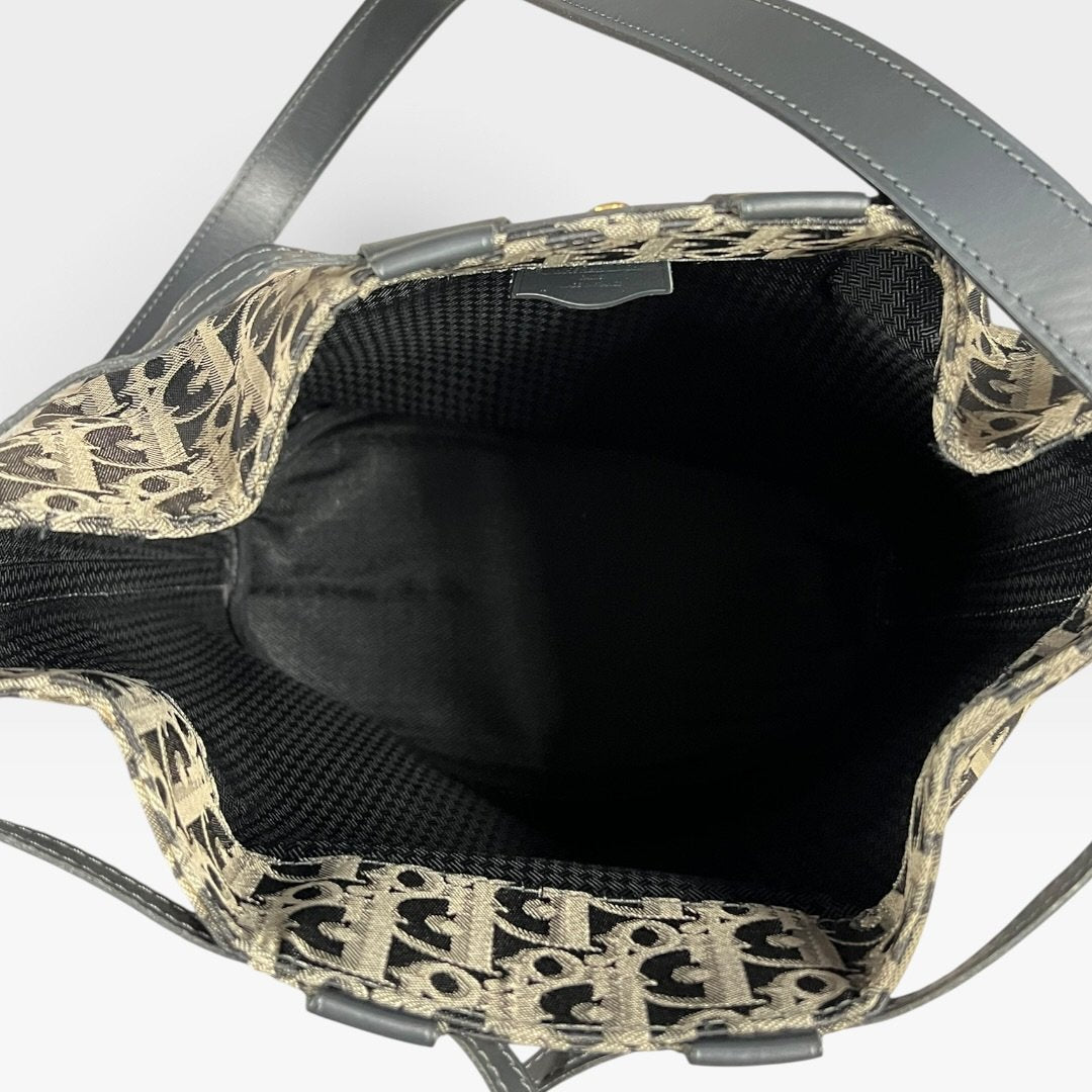 Christian Dior Oblique Canvas Bucket Bag Bucket Bag Black, Beige Gold Hardware Ch2260