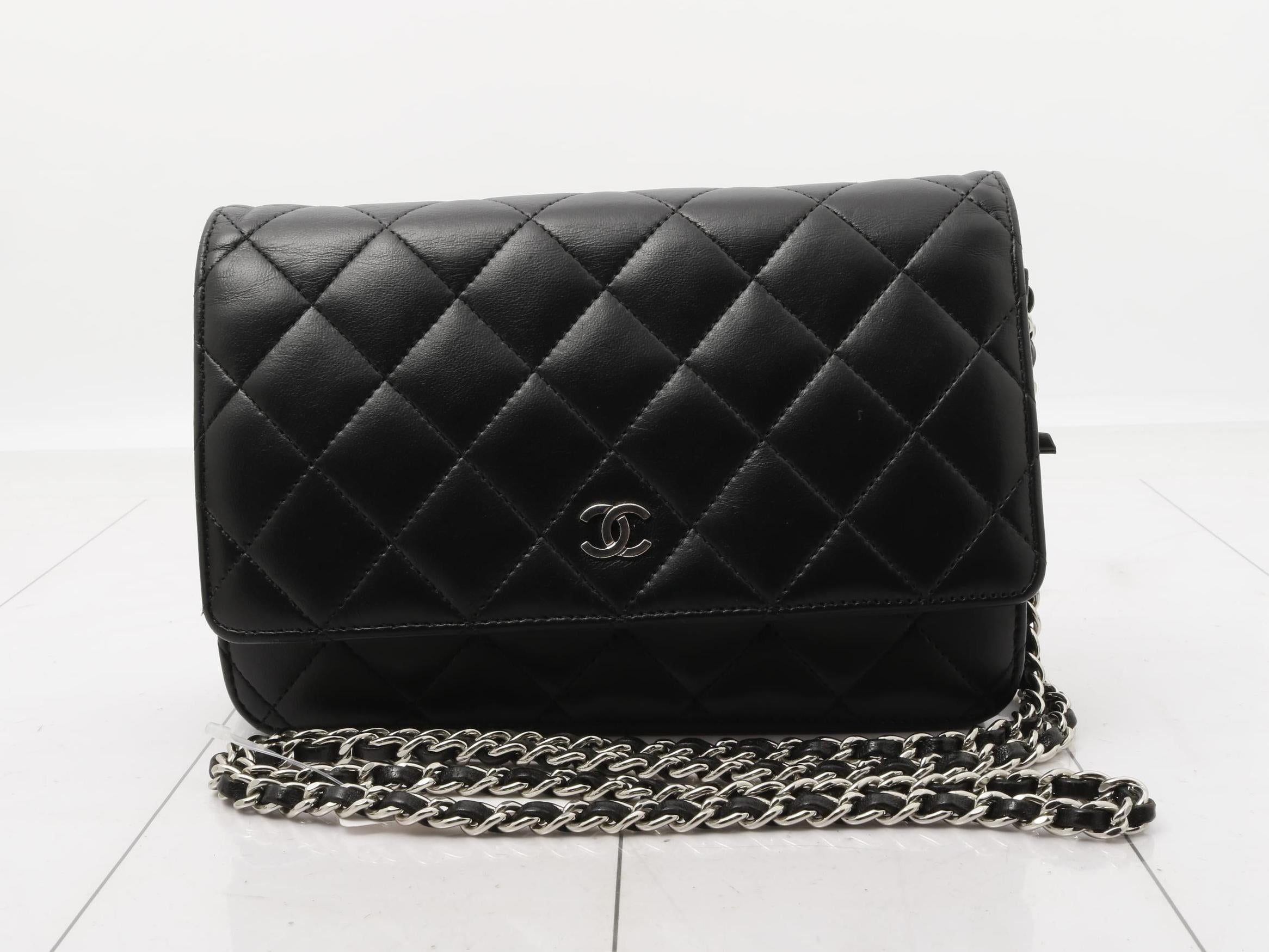 CHANEL – T-Family