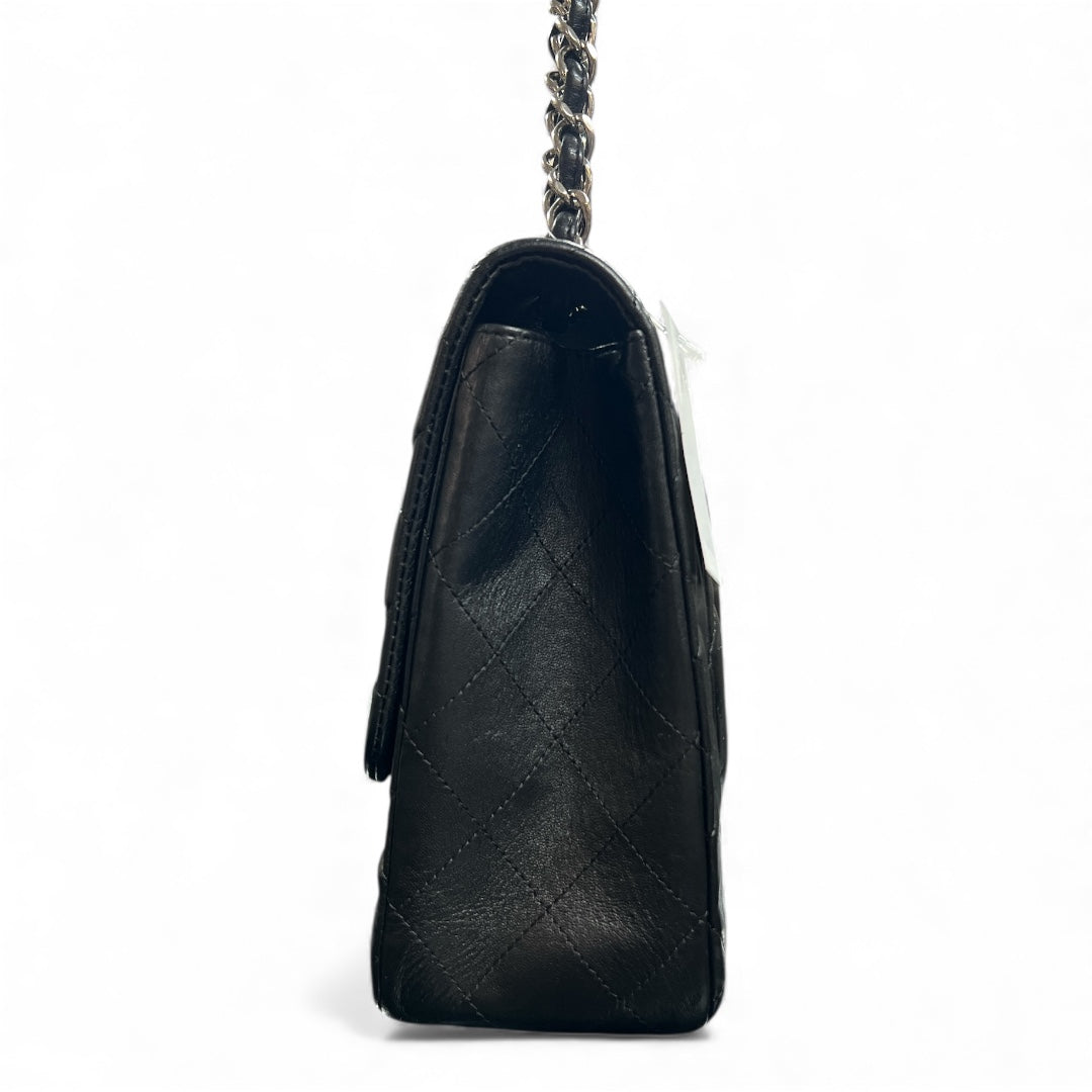 CHANEL Matelasse Classic Chain Shoulder Bag CH2028