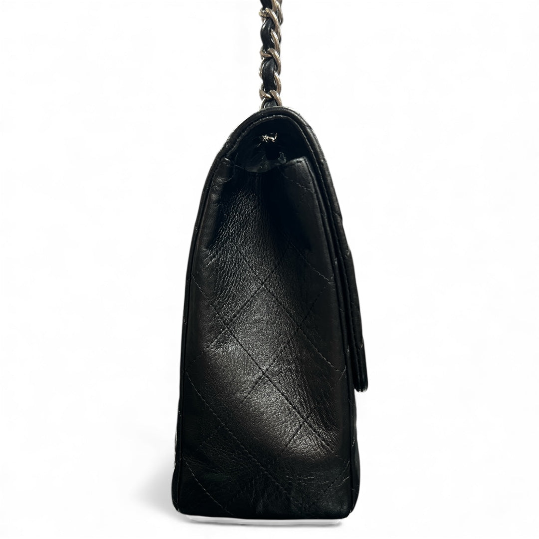 CHANEL Matelasse Classic Chain Shoulder Bag CH2028