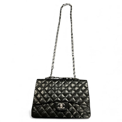 CHANEL Matelasse Classic Chain Shoulder Bag CH2028