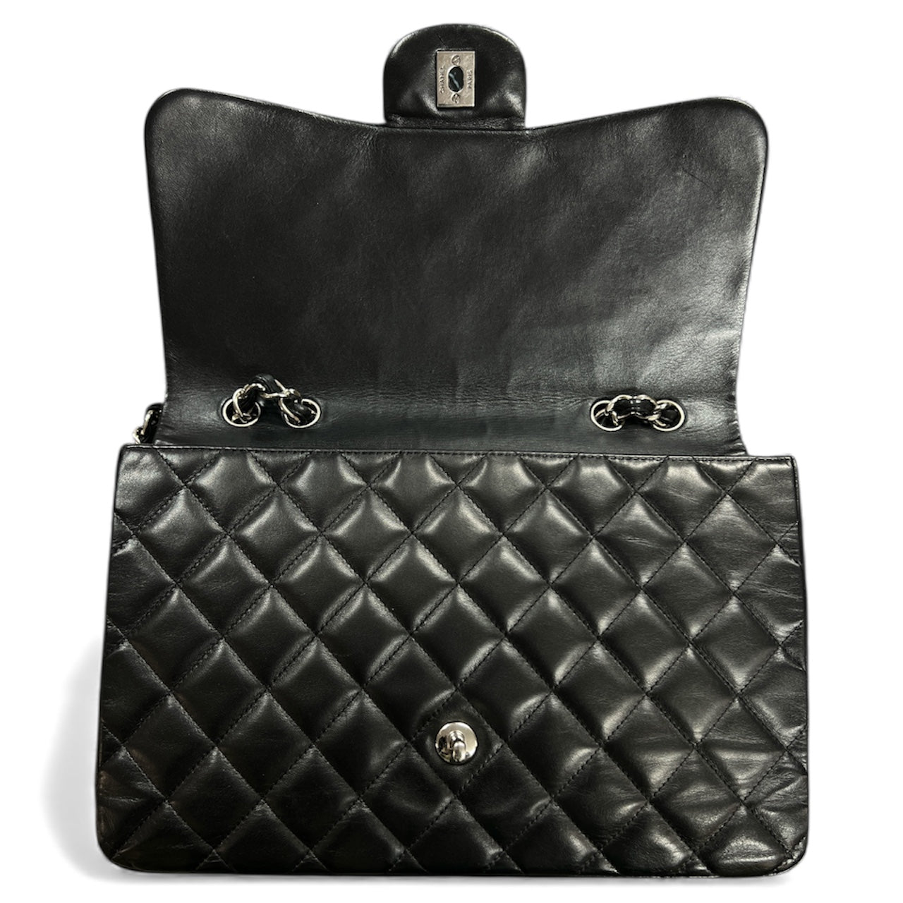 CHANEL Matelasse Classic Chain Shoulder Bag CH2028