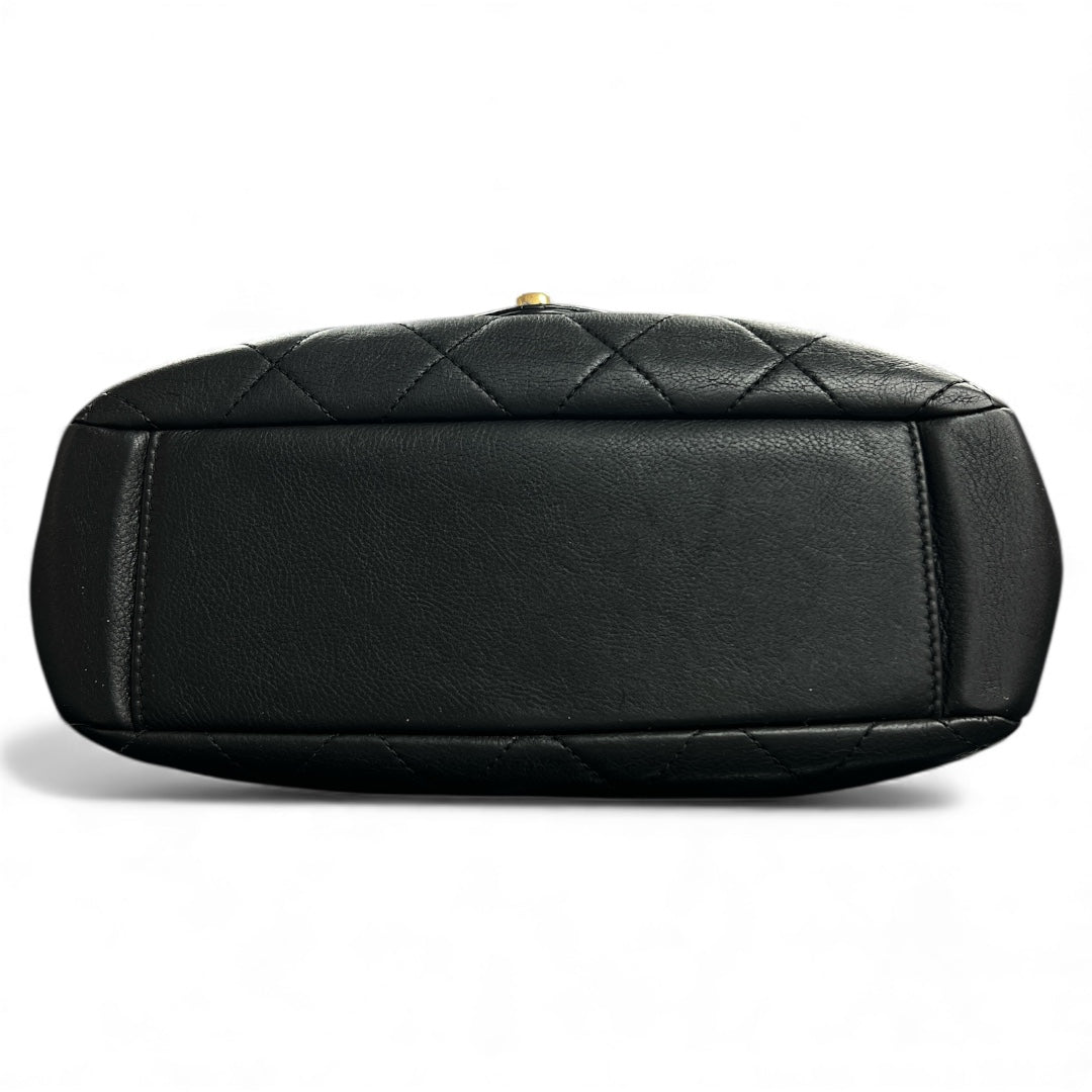 CHANEL Matelassé Black Shoulder Bag CH1976