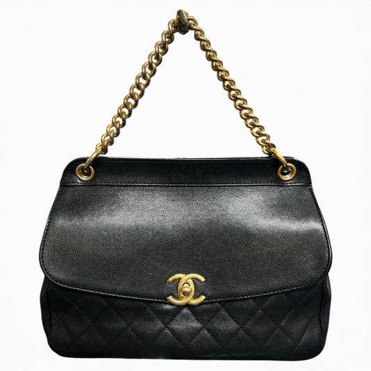 CHANEL Matelasse Black Lambskin Shoulder Handbag CH1961