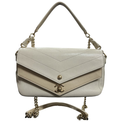 CHANEL White Leather 2-Way Shoulder Bag CH1957