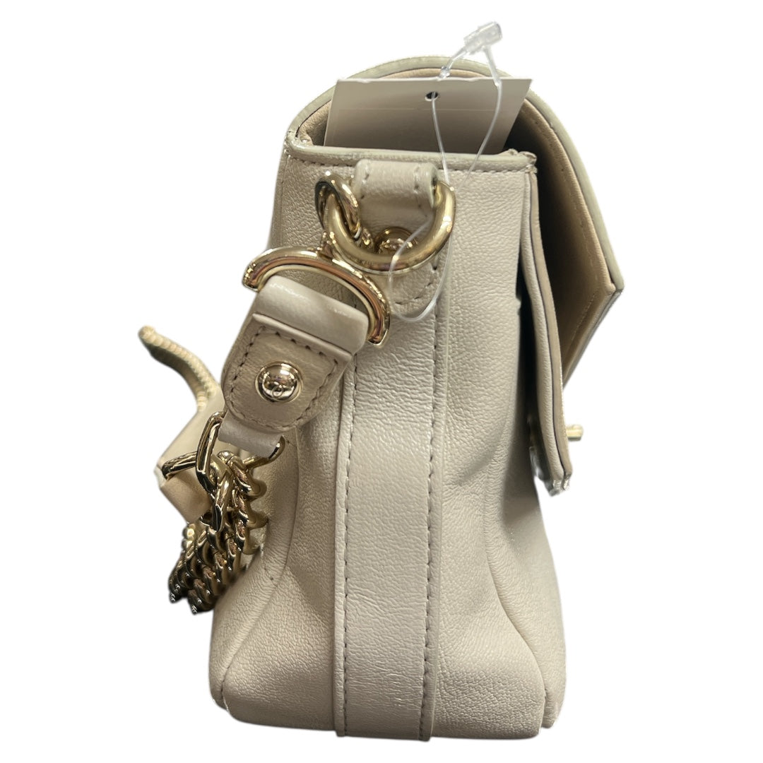 CHANEL ホワイトレザー 2Wayショルダーバッグ CH1957 – T-Family