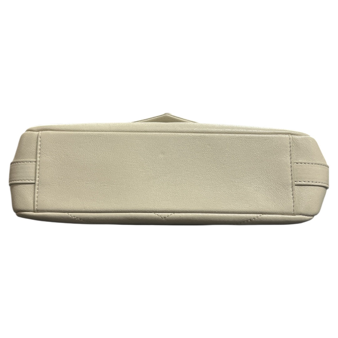 CHANEL White Leather 2-Way Shoulder Bag CH1957