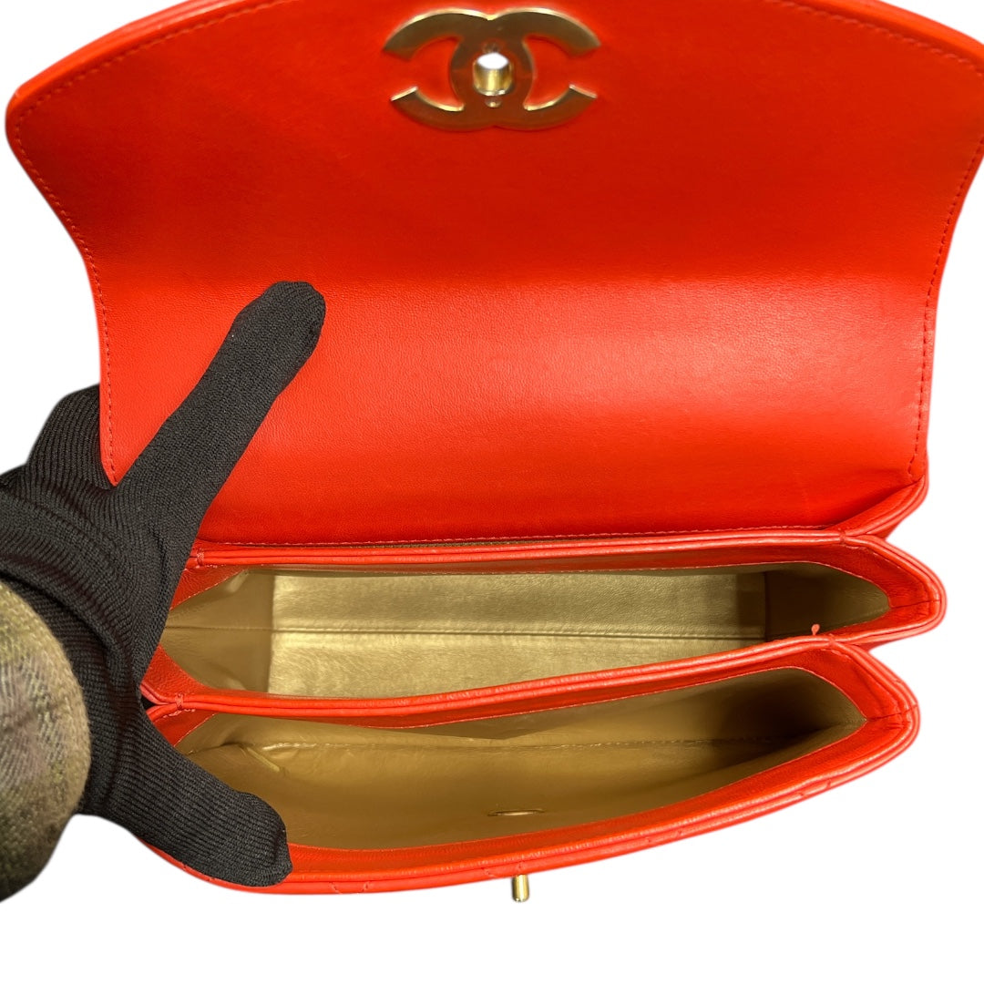 CHANEL Matelassé Lambskin 2Way Handbag CH1941