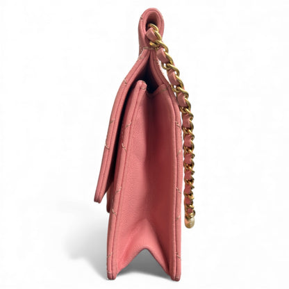 CHANEL Matelassé Pink Shoulder Bag CH1937