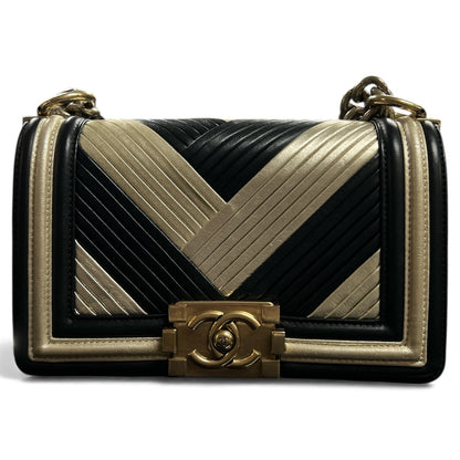CHANEL Chain Shoulder Bag Black/Gold CH1910