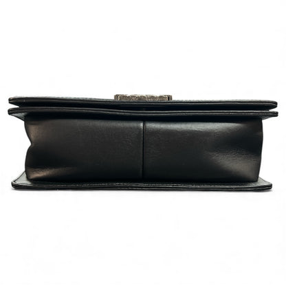 CHANEL Black Leather and Fur Chain Shoulder Bag CH1730