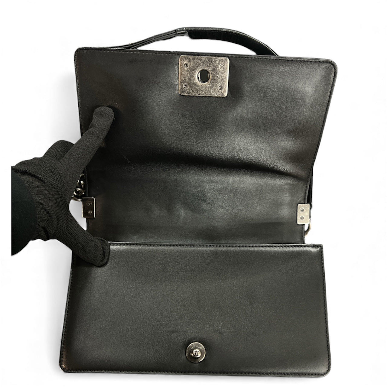 CHANEL Black Leather and Fur Chain Shoulder Bag CH1730