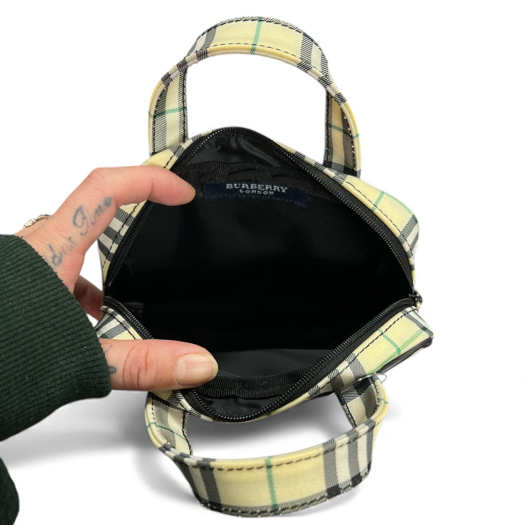 Burberry チェック柄 ハンドバッグ型ポーチ BU948 – T-Family