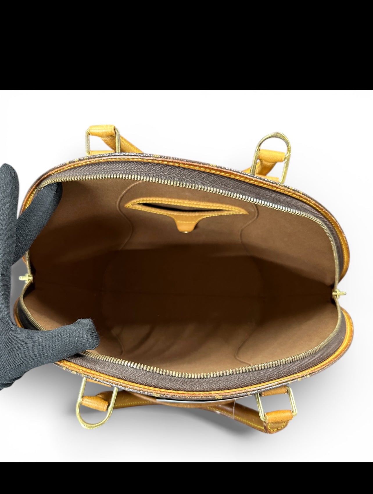 LOUIS VUITTON Monogram Ellipse MM Handbag LO2126