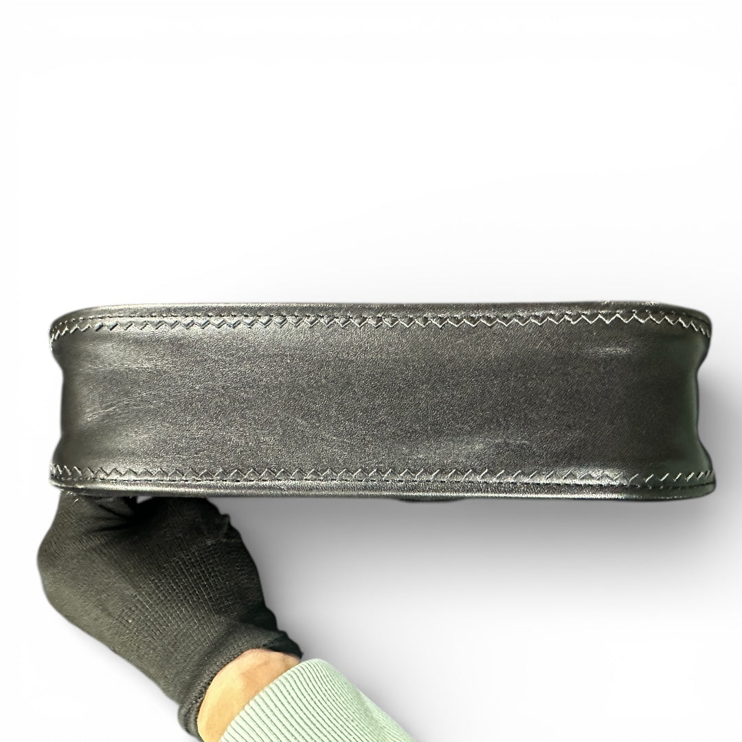 LOEWE Vintage Harako Leather Shoulder Bag LO2085