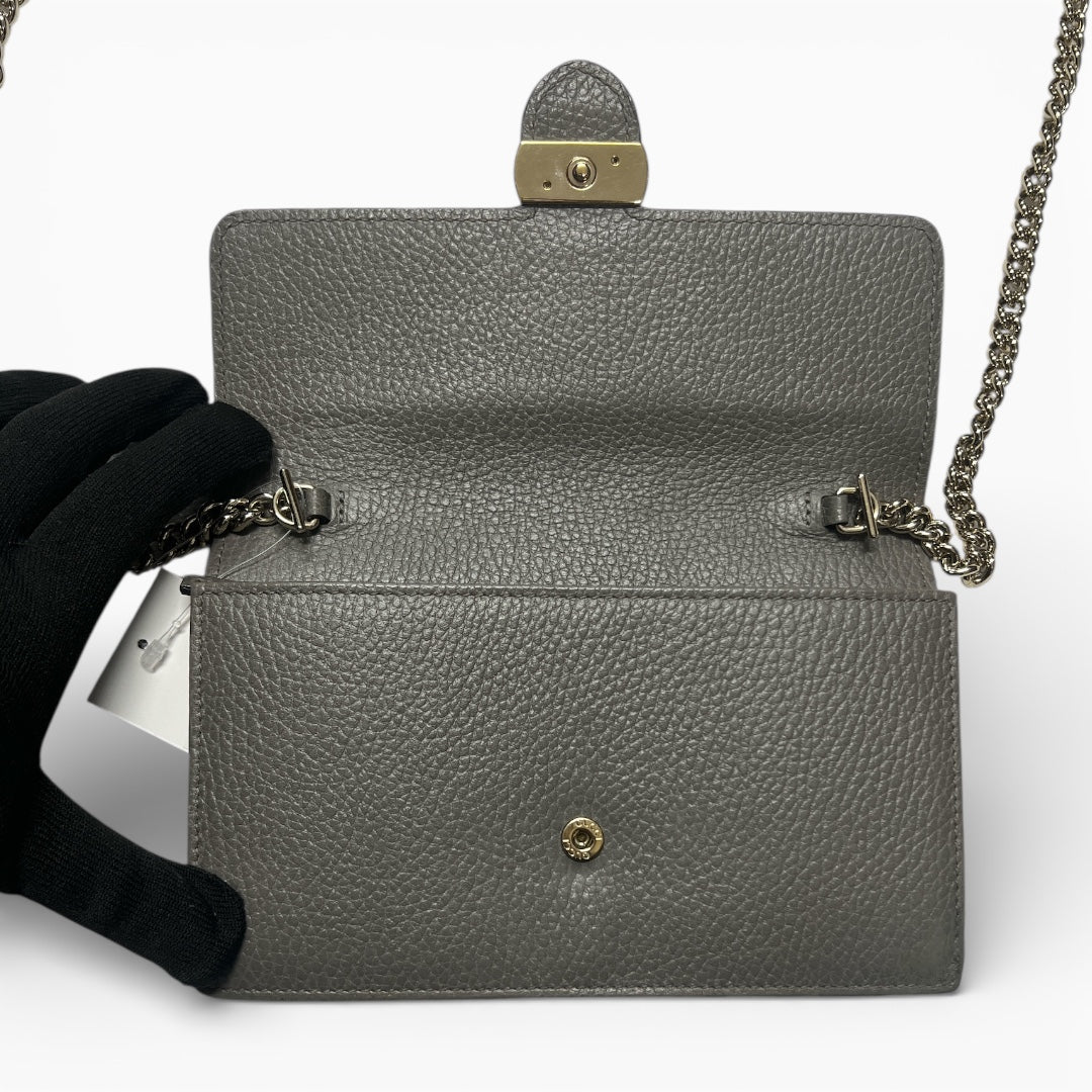 GUCCI Chain Wallet Gu537