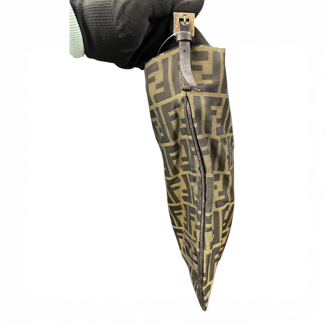 Fendi FF Logo Shoulder Bag FE299