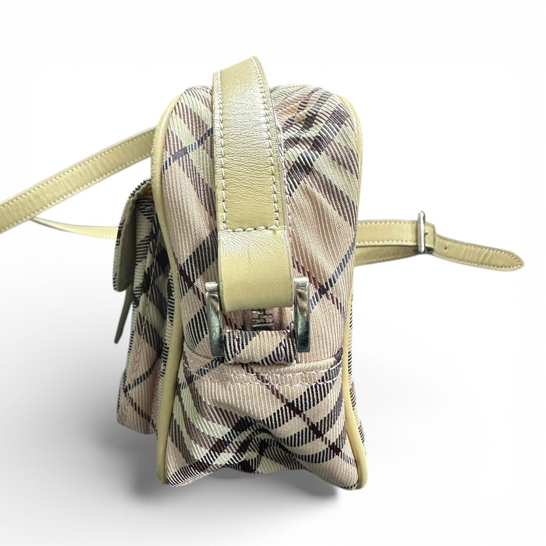 Burberry Check Pattern Shoulder Bag BU1042