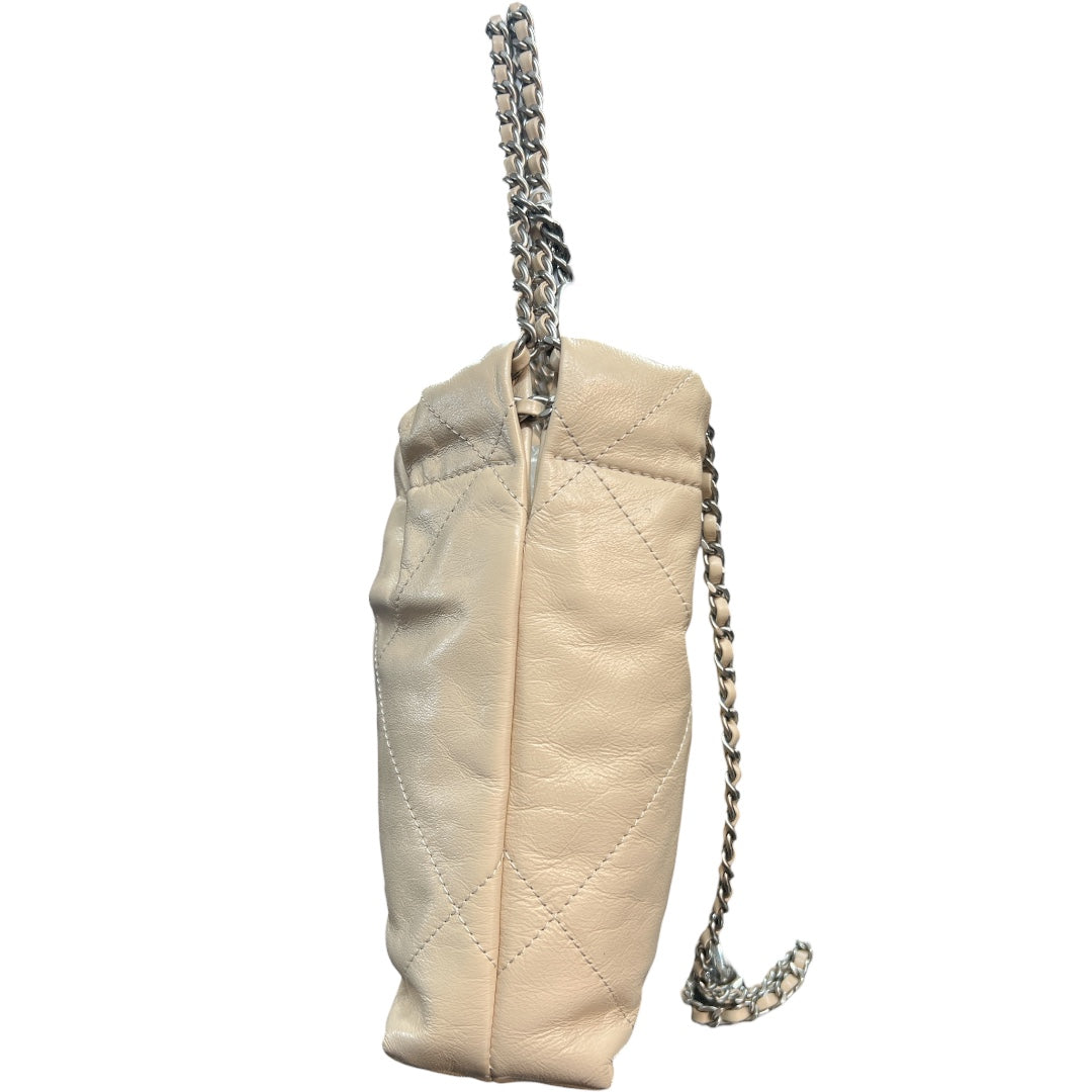 CHANEL 22 Mini White 2-Way Bag CH2071