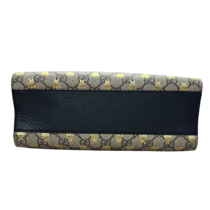 GUCCI Padlock Bee GG Supreme Small Chain Shoulder Bag GU590