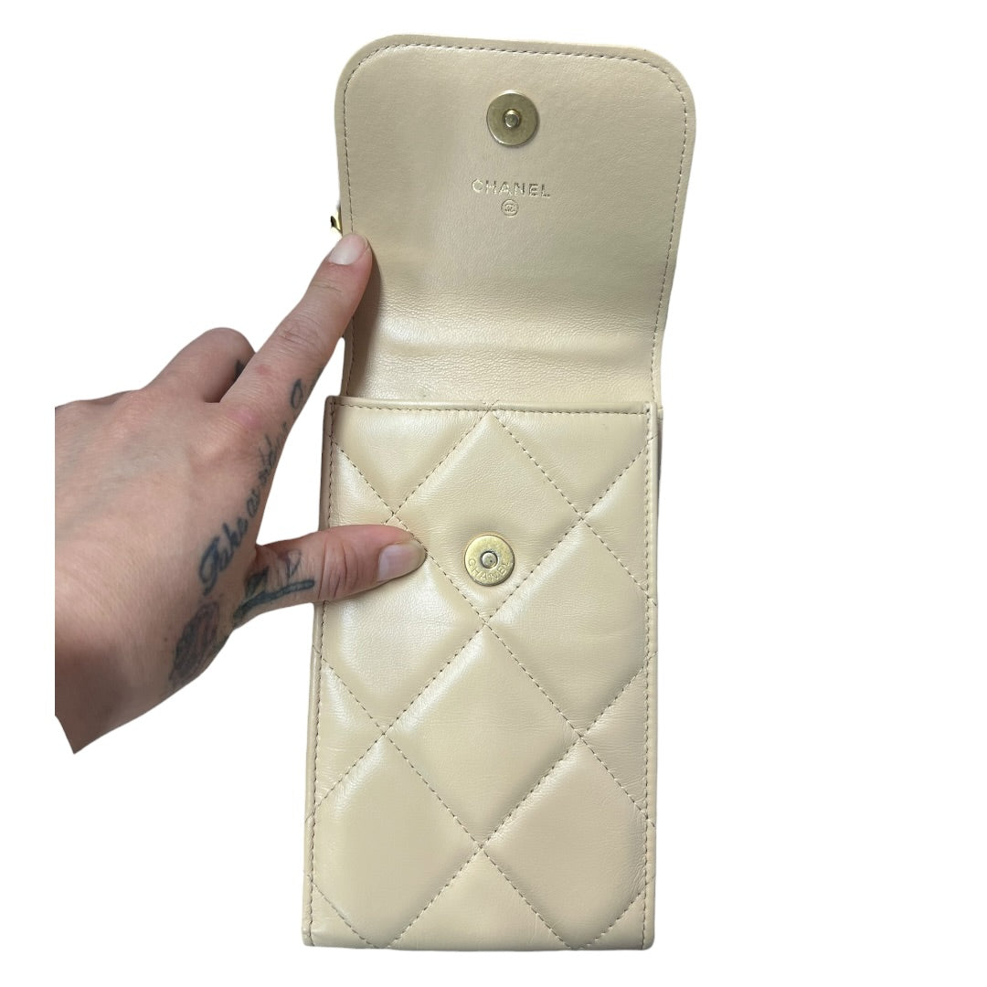 CHANEL 19 Matelasse Chain Smartphone Holder Lambskin Beige CH2146
