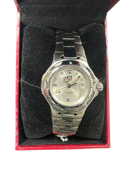 TAG Heuer Professional 200 Meters Silver Dial Ladies Watch ER37